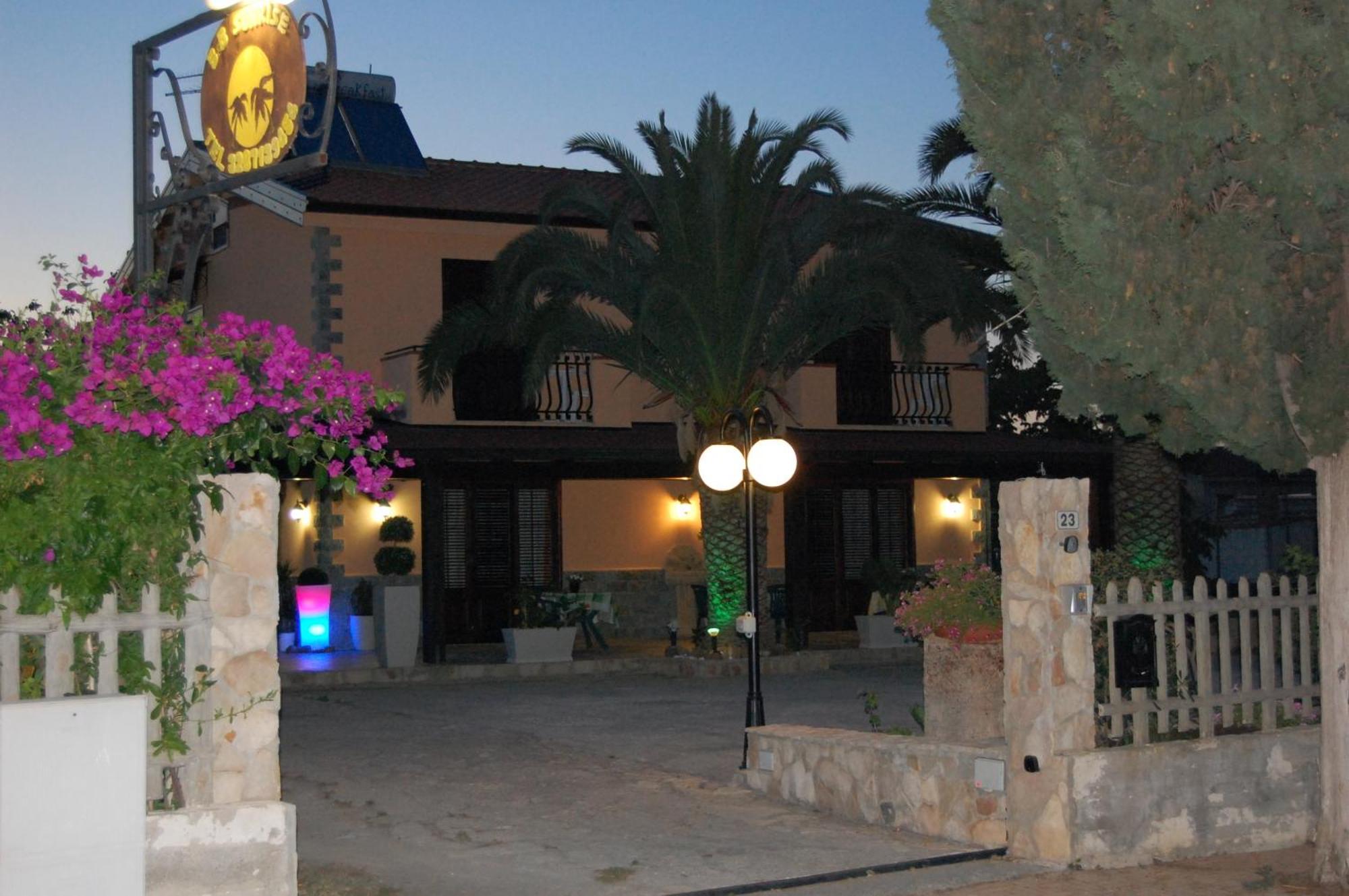 Sunrise Bed & Breakfast Lascari Bagian luar foto