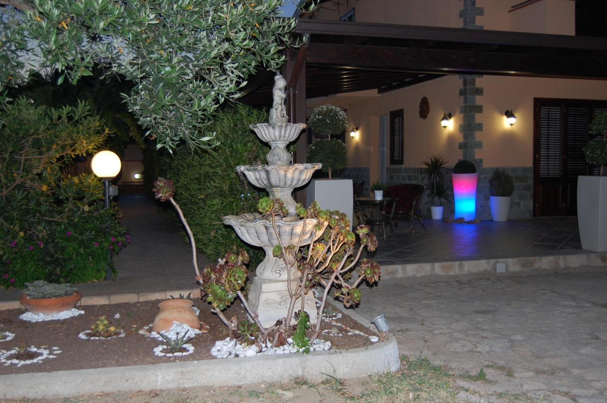Sunrise Bed & Breakfast Lascari Bagian luar foto