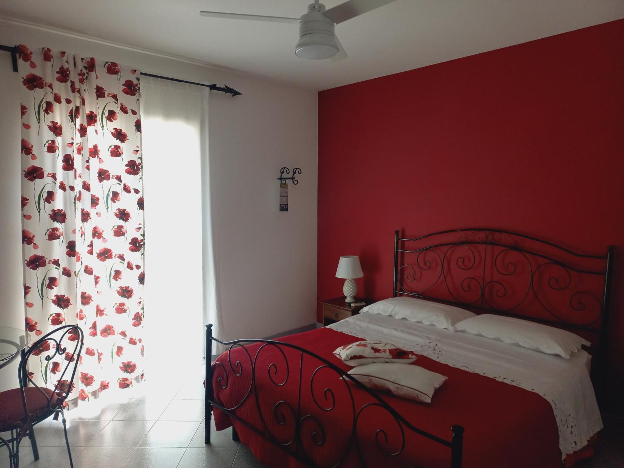 Sunrise Bed & Breakfast Lascari Bagian luar foto