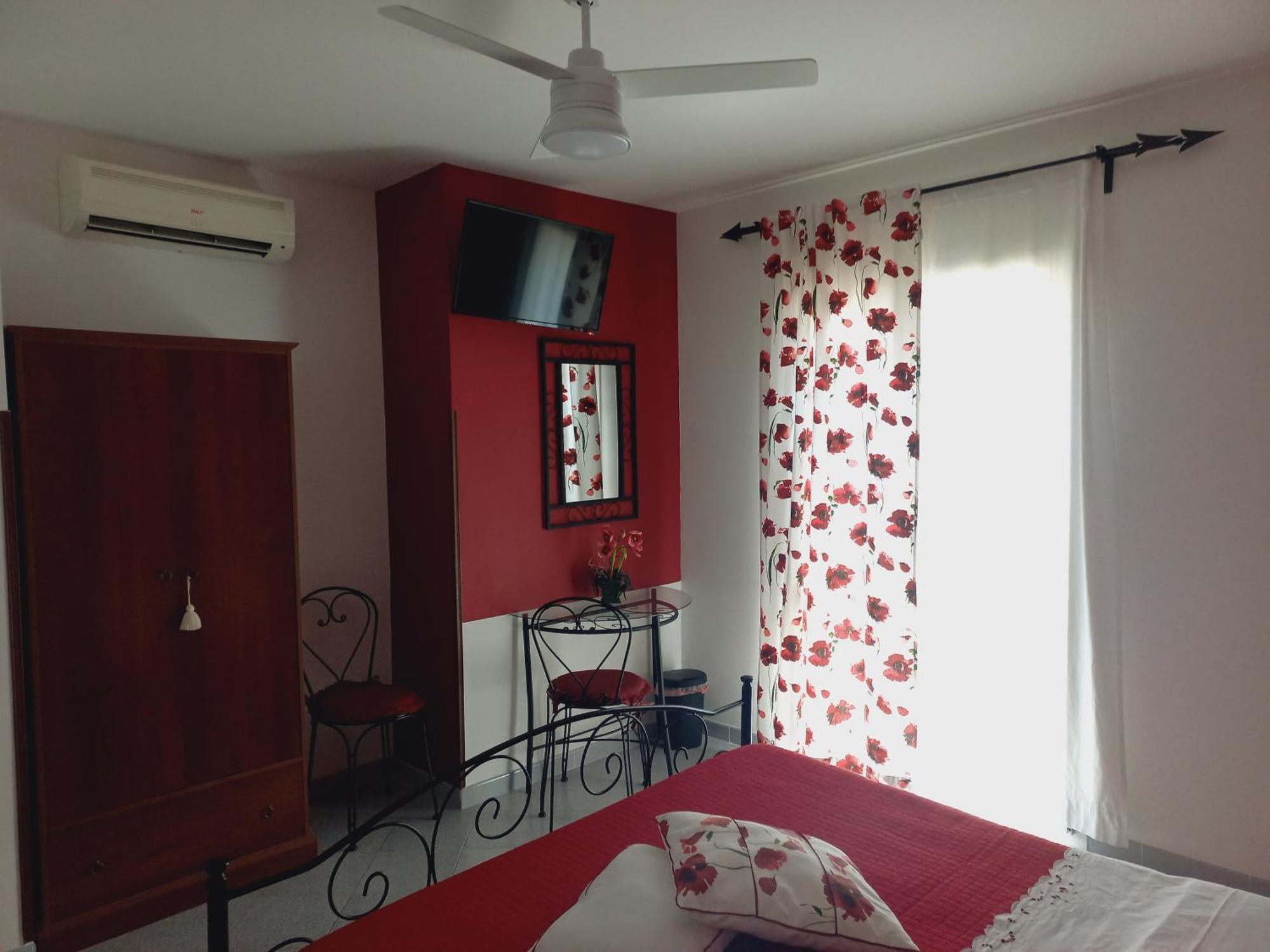 Sunrise Bed & Breakfast Lascari Ruang foto